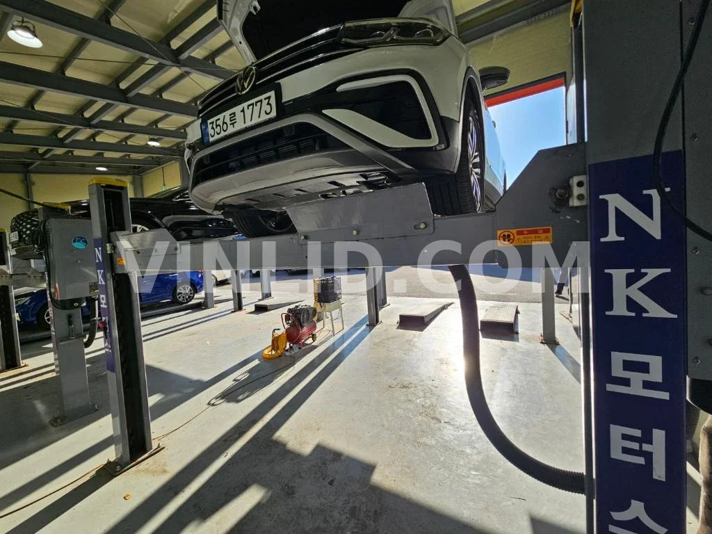 2023 Volkswagen Tiguan Allspace - Photo 1