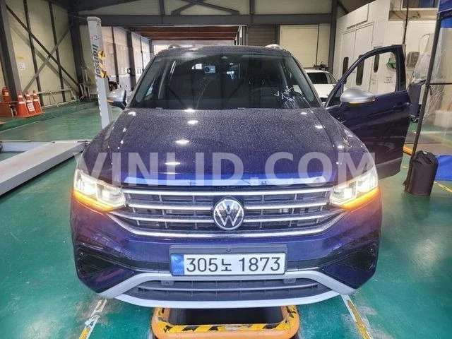 2023 Volkswagen Tiguan E - Photo 1