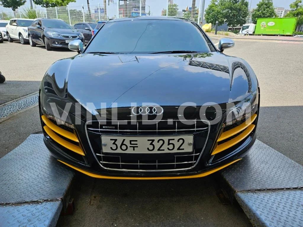 2011 Audi R8 5.2 FSI Quattro - Photo 1