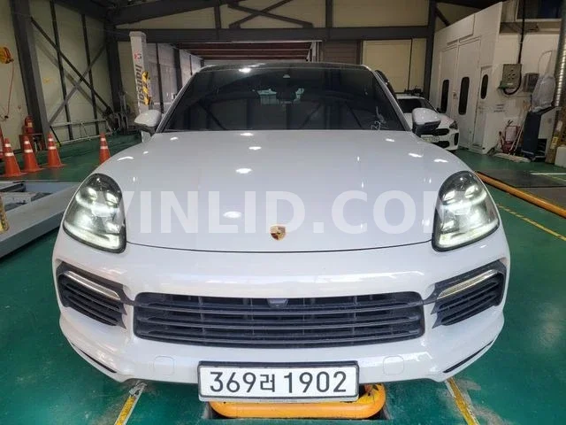 2020 Porsche Cayenne - Photo 1