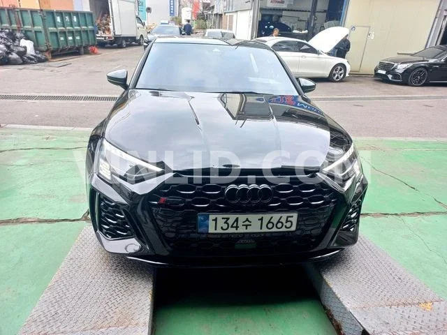 2023 Audi RS 3 - Photo 1