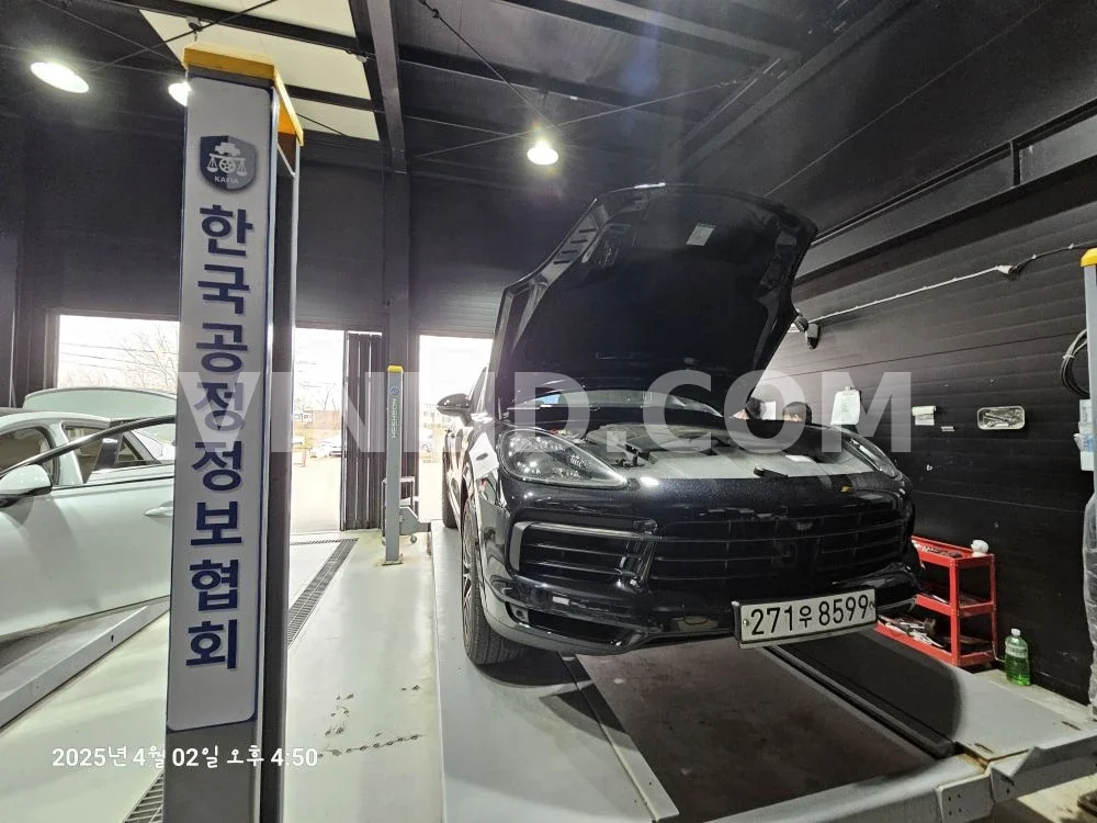 2020 Porsche Cayenne COUPE (5 Seater) - Photo 1