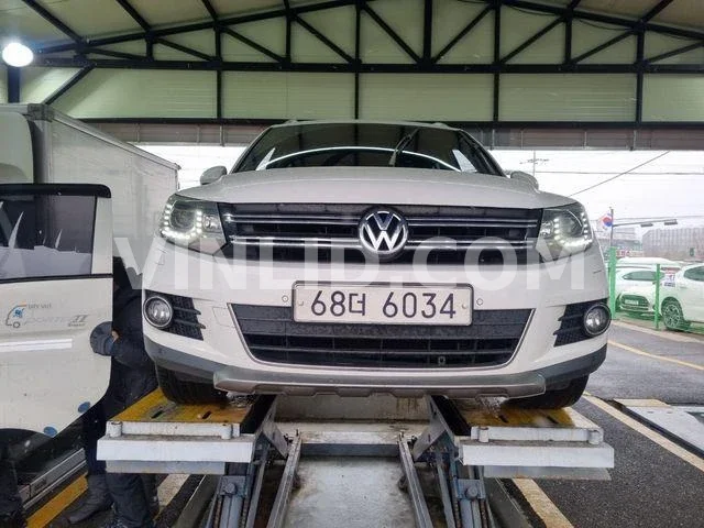 2012 Volkswagen Tiguan 2.0 TDI Blue Motion - Photo 1