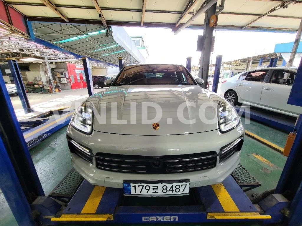 2023 Porsche Cayenne COUPE (5 Seater) - Photo 1