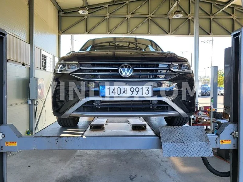 2023 Volkswagen Tiguan Allspace - Photo 1