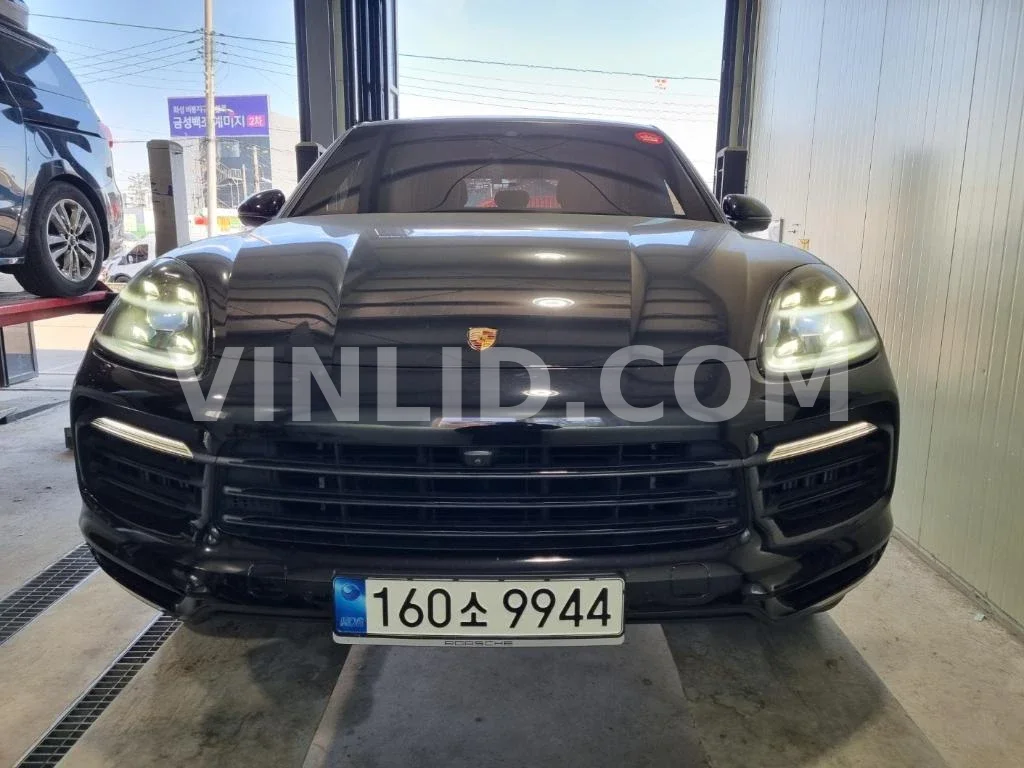 2021 Porsche Cayenne COUPE (5 Seater) - Photo 1