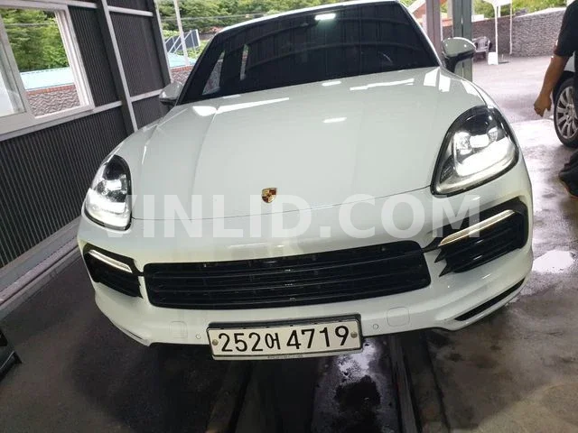 2021 Porsche Cayenne COUPE (5 Seater) - Photo 1