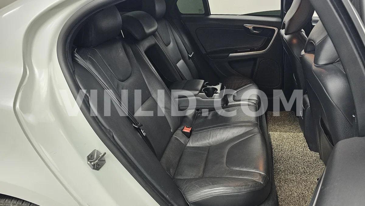 2014 Volvo S60D4 - Photo 12