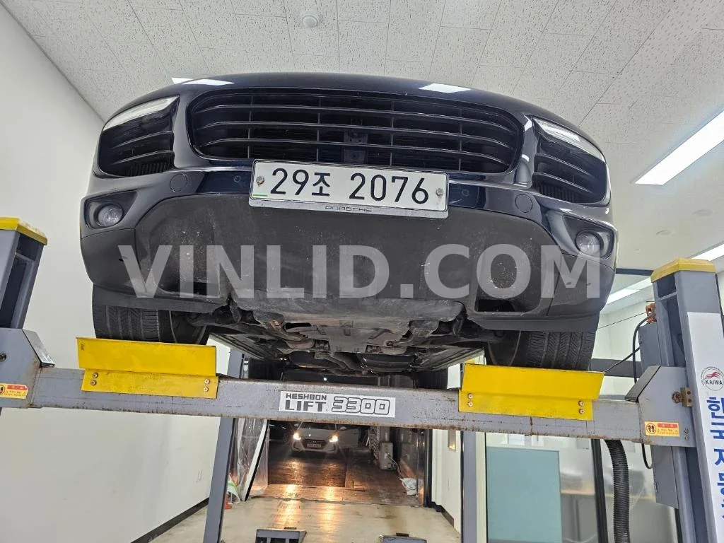 2015 Porsche New Cayenne - Photo 1