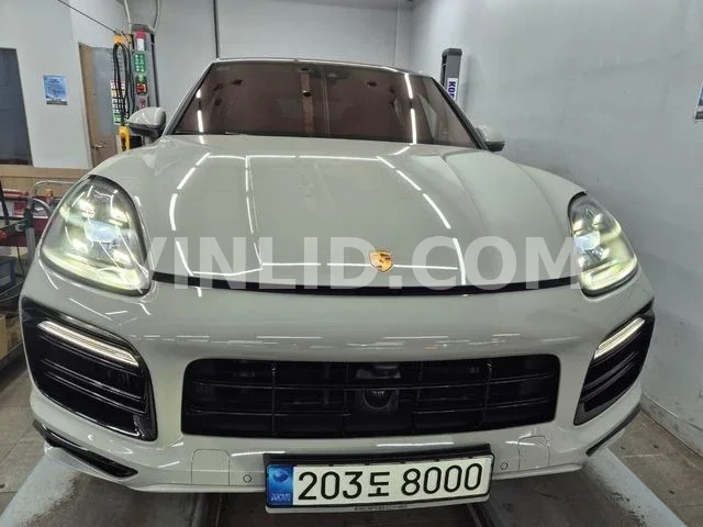 2023 Porsche Cayenne - Photo 1