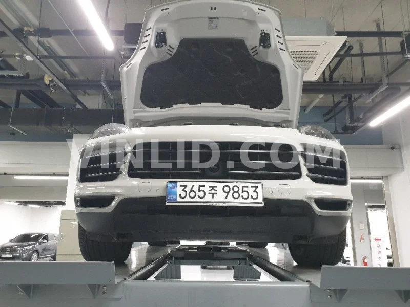 2023 Porsche Cayenne E-Hybrid COUPE (5 Seater) - Photo 1