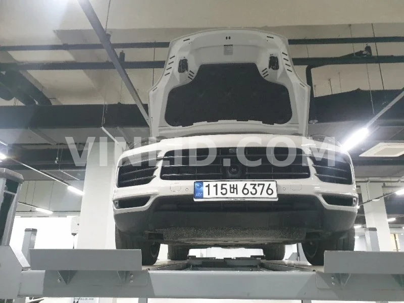 2022 Porsche Cayenne E-Hybrid COUPE (5 Seater) - Photo 1