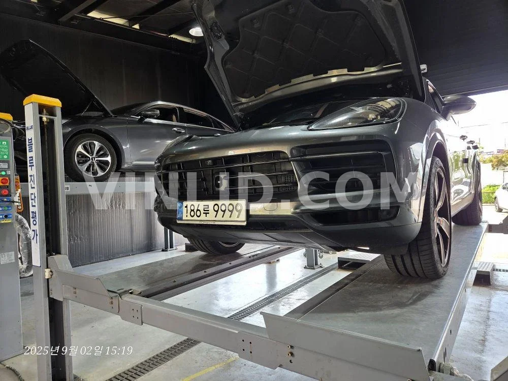 2022 Porsche Cayenne COUPE (5 Seater) - Photo 1
