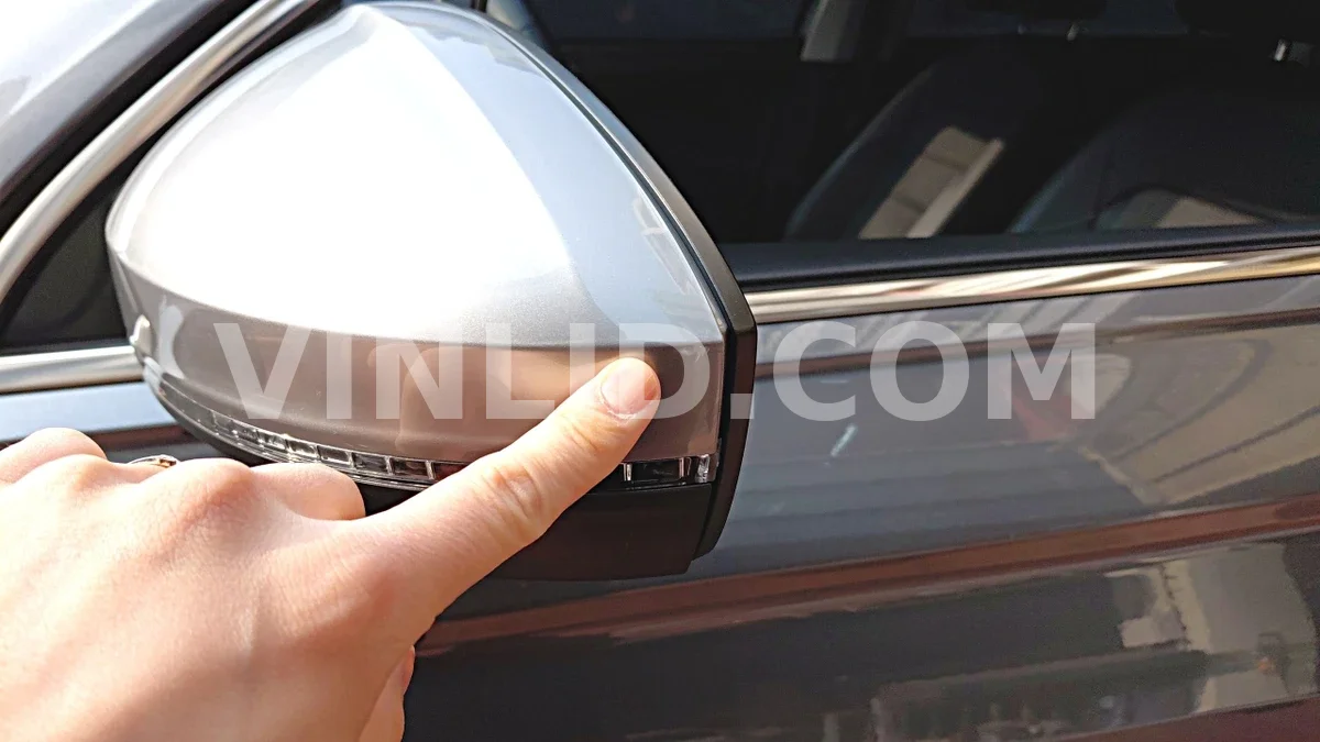 2023 Volkswagen Tiguan E - Photo 1