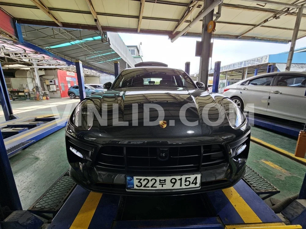 2020 Porsche Macan GTS - Photo 1