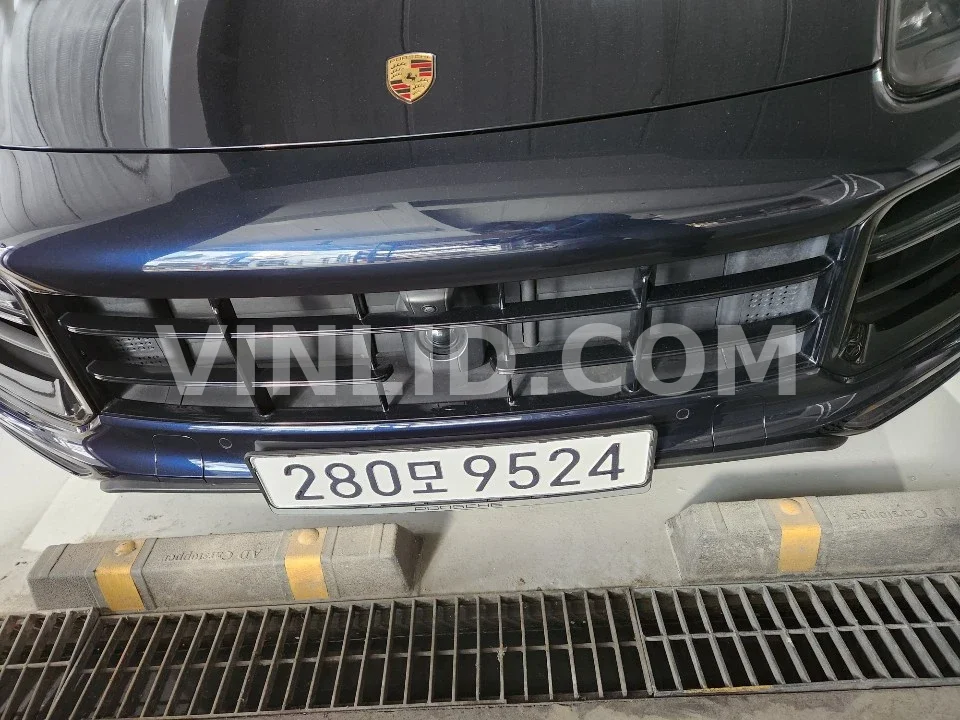 2020 Porsche Cayenne Turbo - Photo 1