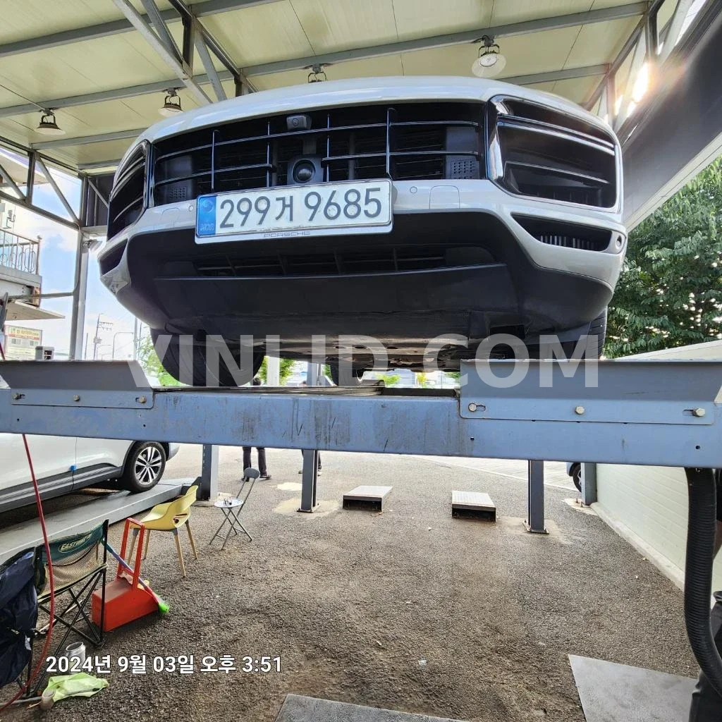 2021 Porsche Cayenne Turbo COUPE (5 Seater) - Photo 1