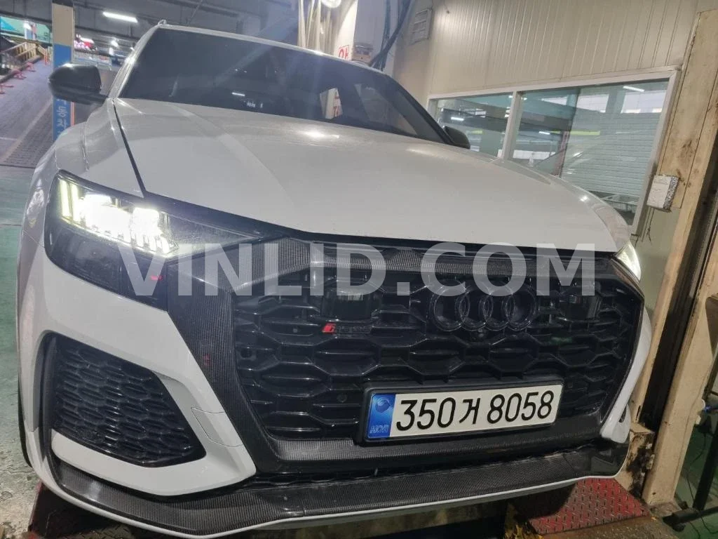 2021 Audi RS Q8 - Photo 1