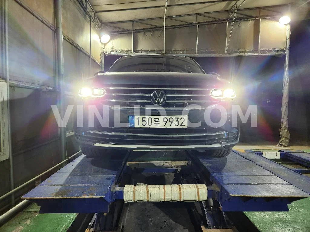2023 Volkswagen Tiguan 2.0 TDI - Photo 1