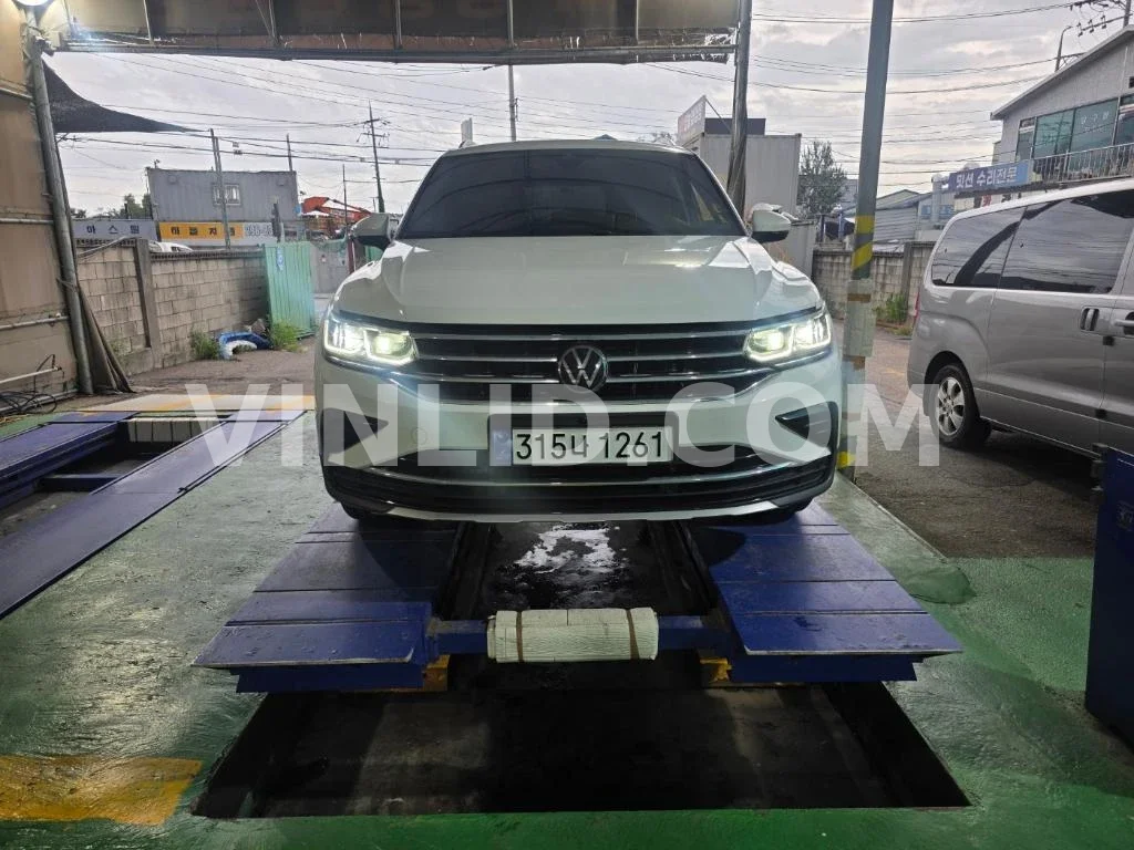 2024 Volkswagen Tiguan 2.0 TDI - Photo 1