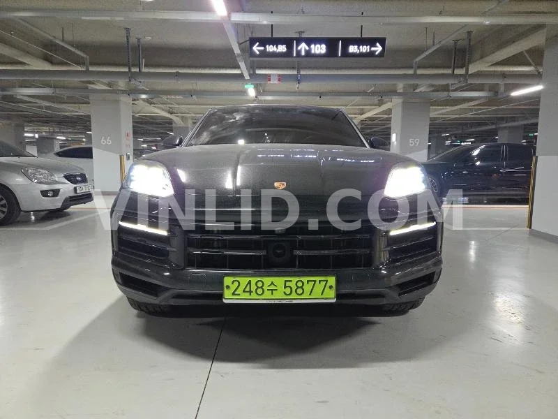 2025 Porsche Cayenne E- Hybrid COUPE (5 Seater ) - Photo 1