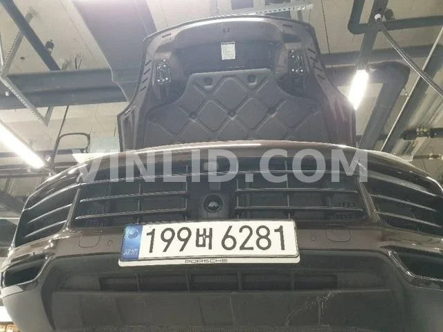 2023 Porsche Cayenne - Photo 1