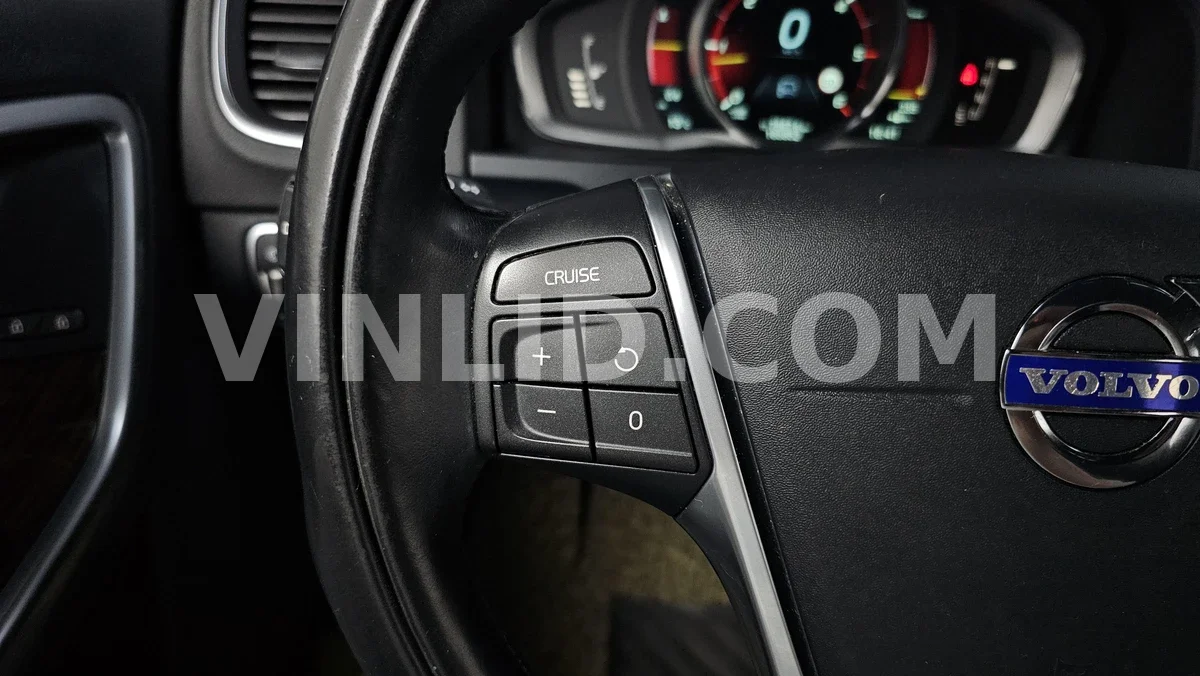 2014 Volvo S60D4 - Photo 18