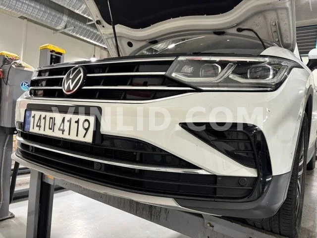 2023 Volkswagen Tiguan - Photo 1