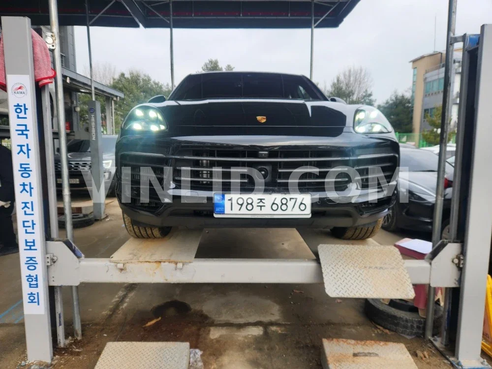2023 Porsche Cayenne COUPE (5 Seater) - Photo 1