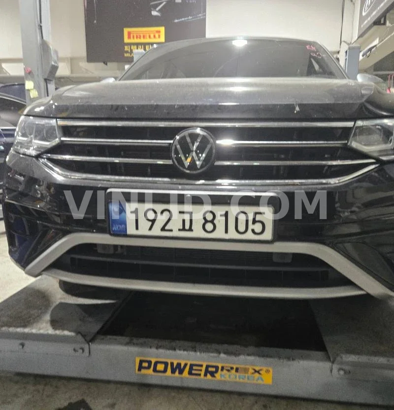 2023 Volkswagen Tiguan Allspace - Photo 1