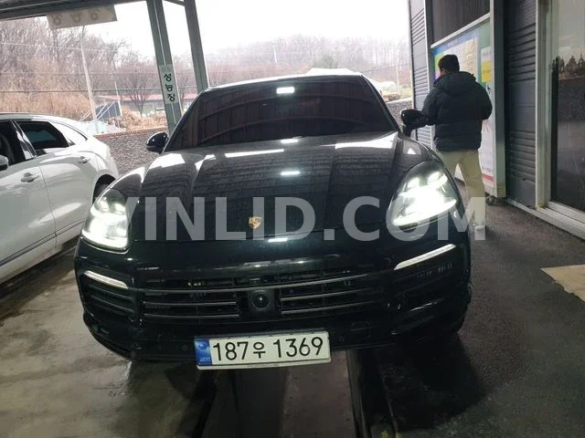 2023 Porsche Cayenne COUPE (5 Seater) - Photo 1
