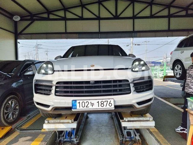 2022 Porsche Cayenne COUPE (5 Seater) - Photo 1