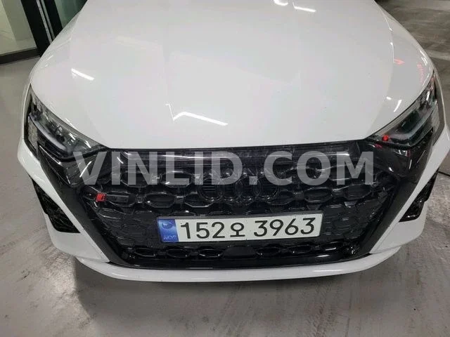 2024 Audi 8Y - Photo 1