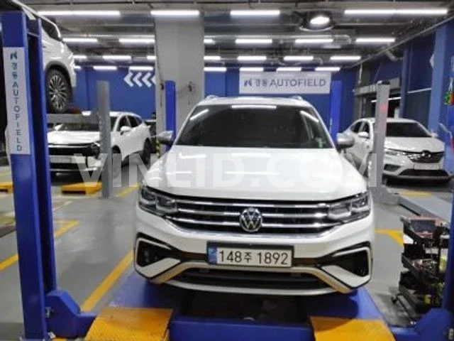 2023 Volkswagen Tiguan E - Photo 1