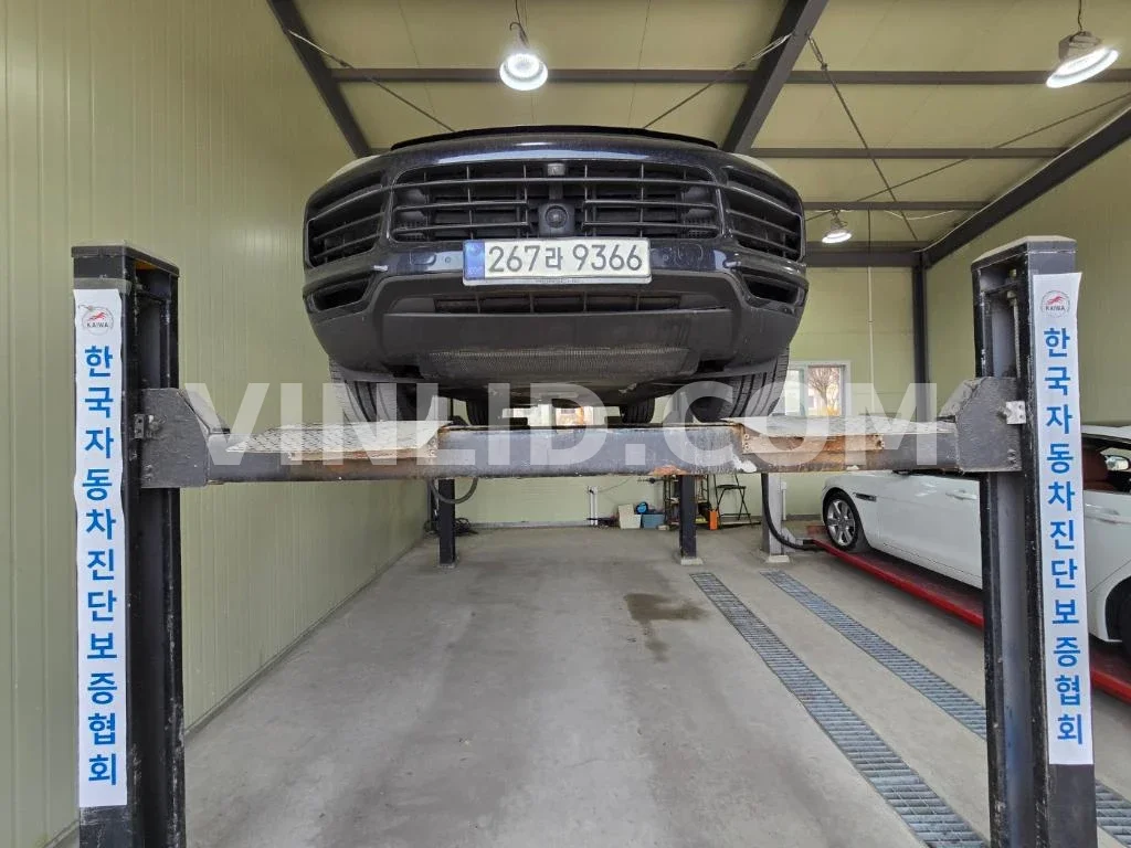 2021 Porsche Cayenne COUPE - Photo 1