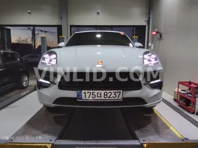 2020 Porsche Macan GTS - Photo 1