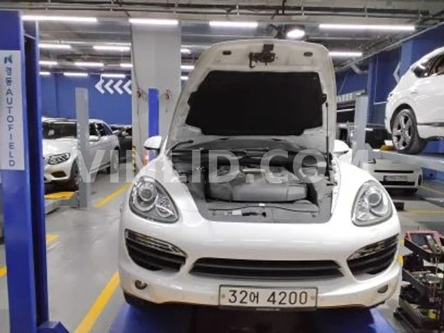 2014 Porsche New Cayenne - Photo 1