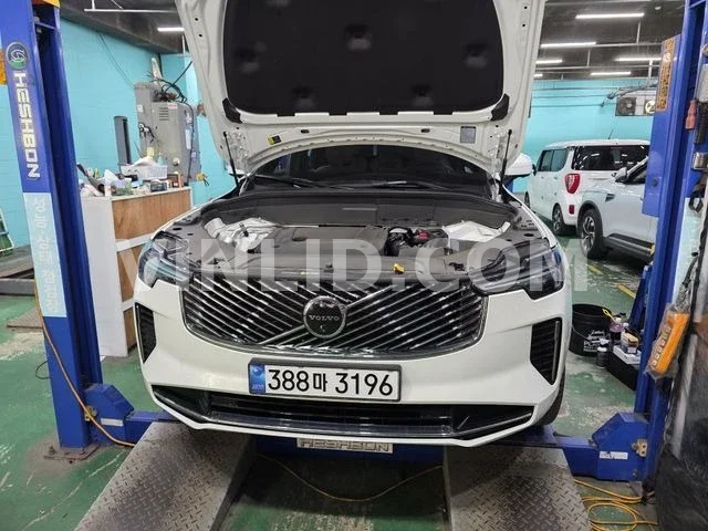 2025 Volvo XC 90 - Photo 1