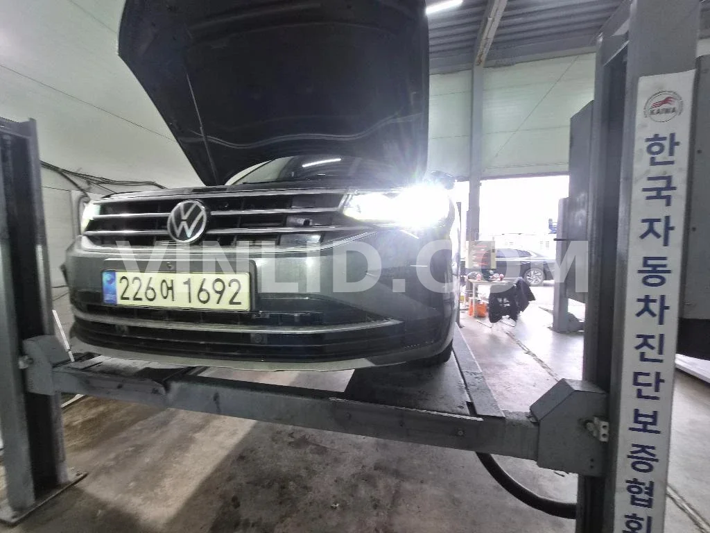 2023 Volkswagen Tiguan 2.0 TDI - Photo 1