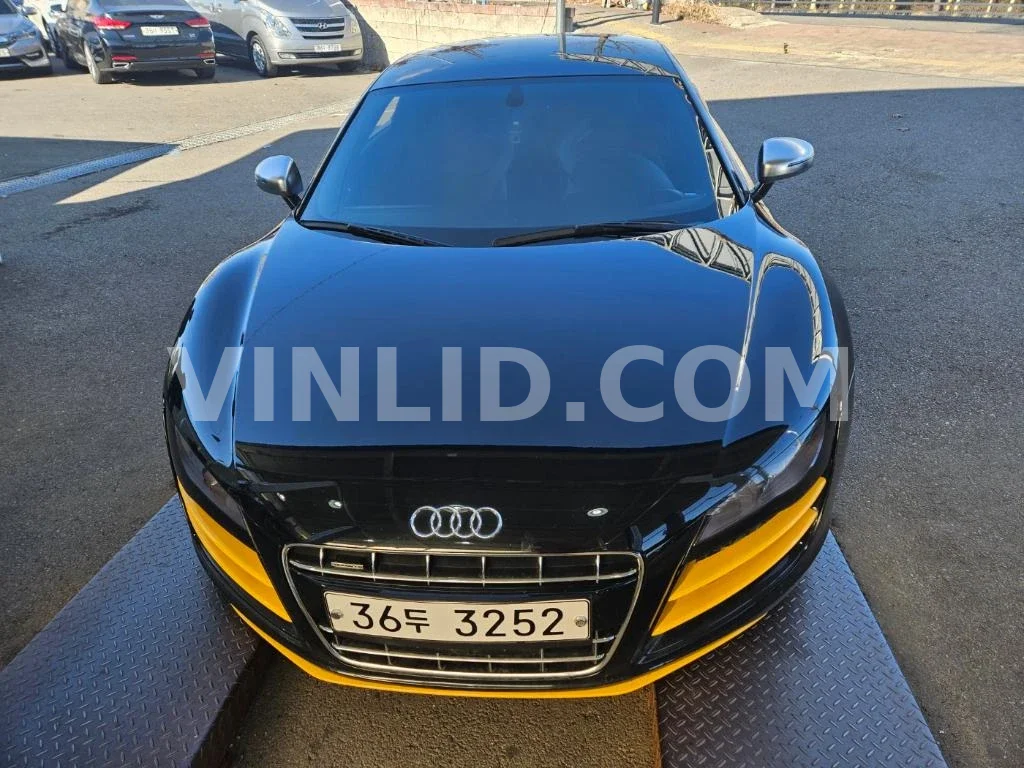 2011 Audi R8 5.2 FSI Quattro - Photo 1