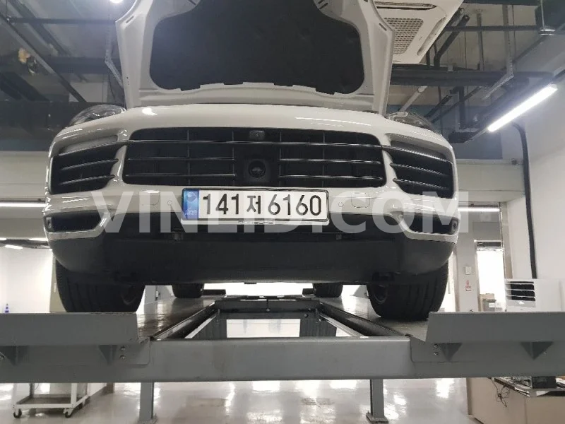 2023 Porsche Cayenne E-Hybrid COUPE (5 Seater) - Photo 1
