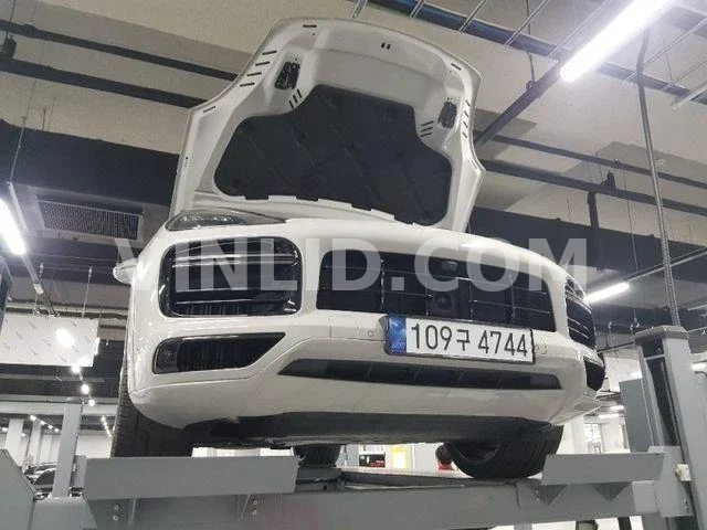 2021 Porsche Cayenne Turbo COUPE (5 Seater) - Photo 1