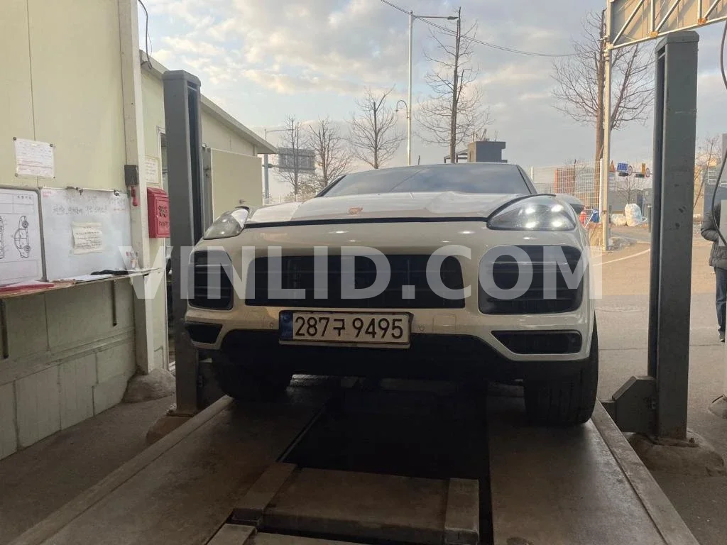 2023 Porsche Cayenne COUPE (5 Seater) - Photo 1