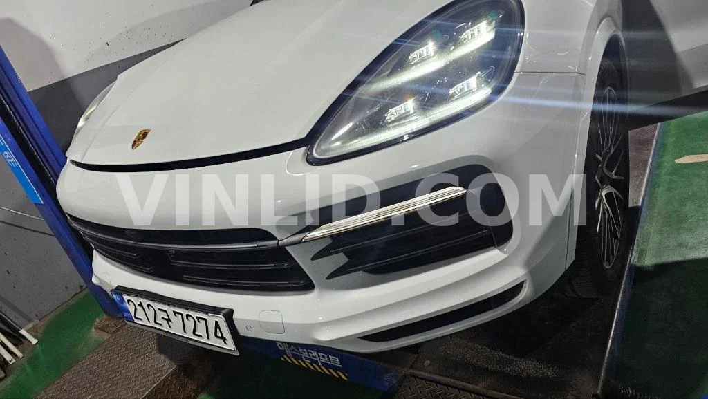 2023 Porsche Cayenne COUPE (5 Seater) - Photo 1