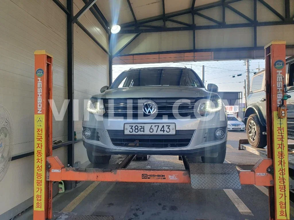 2012 Volkswagen Tiguan 2.0 TDI Blue Motion - Photo 1