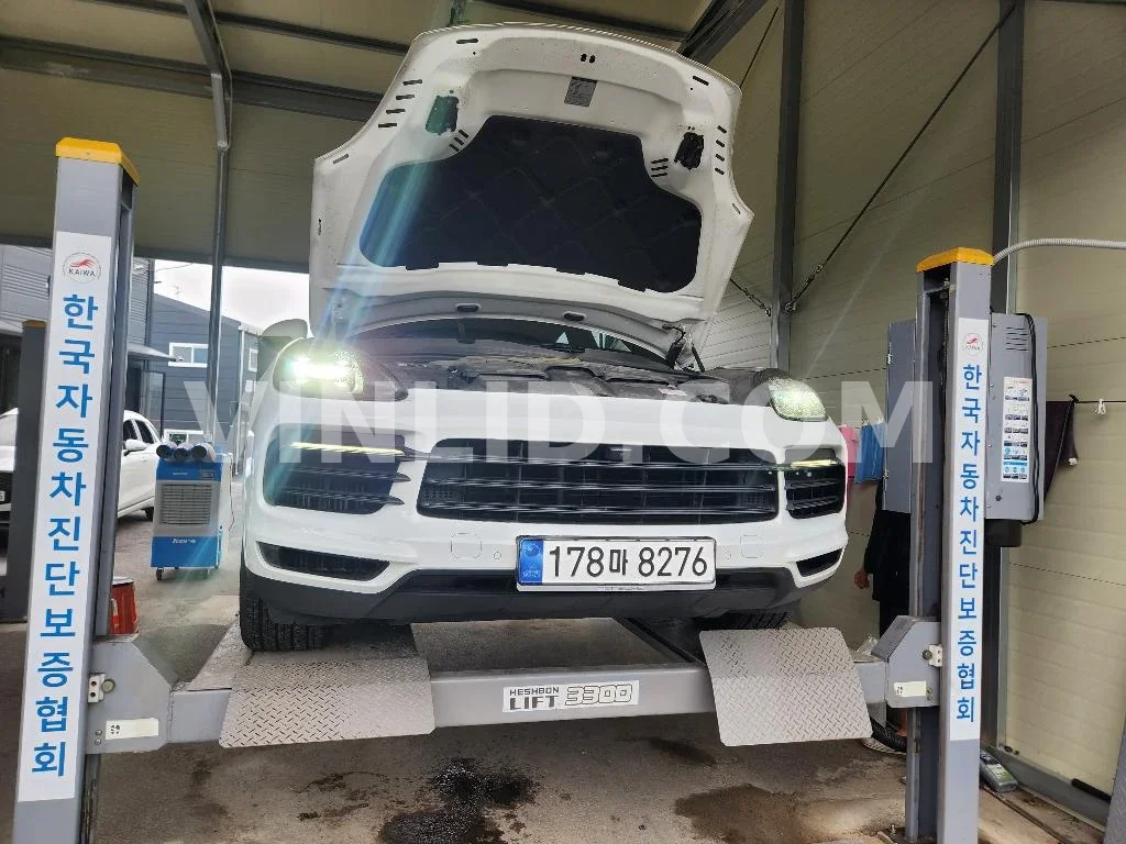 2021 Porsche Cayenne COUPE (5 Seater ) - Photo 1