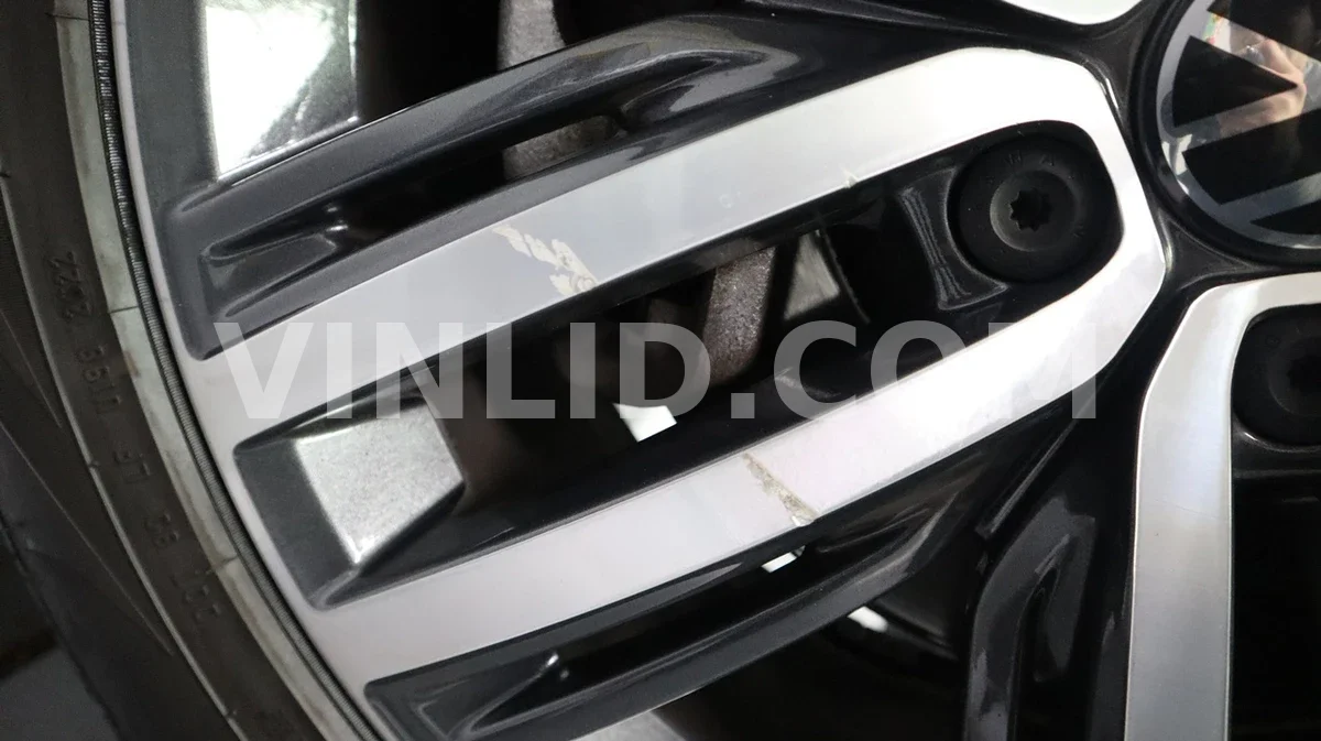 2023 Volkswagen Tiguan E - Photo 1