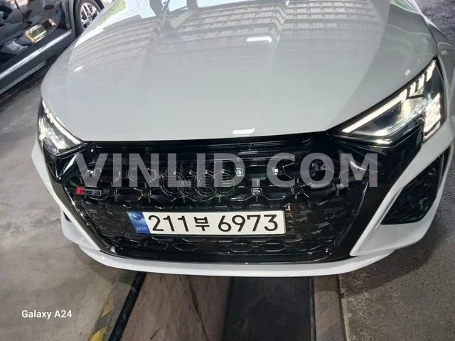 2024 Audi RS 3 - Photo 1