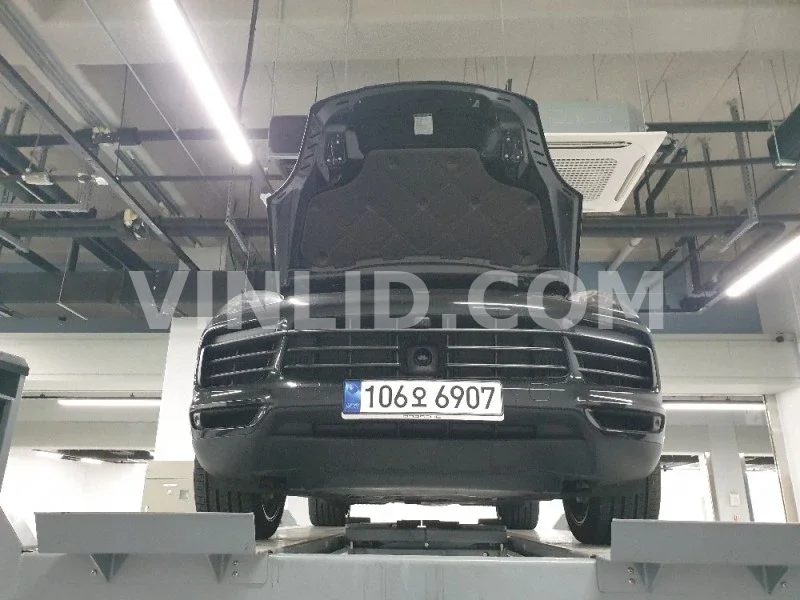 2023 Porsche Cayenne E-Hybrid COUPE (5 Seater) - Photo 1