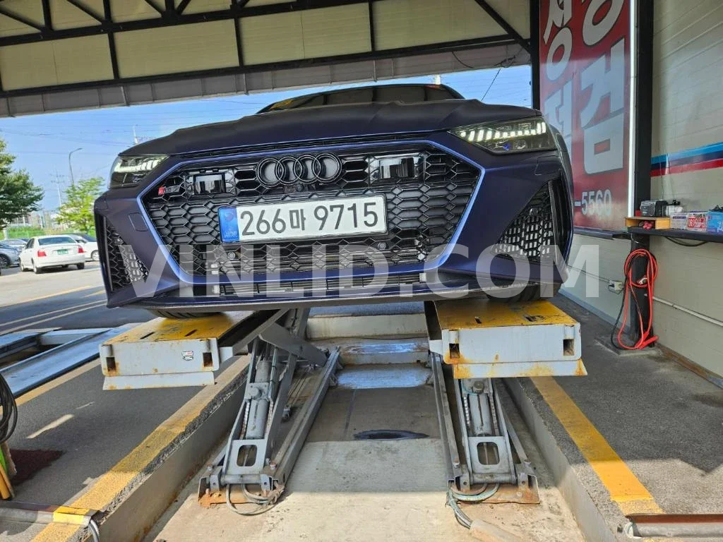 2021 Audi RS 7 - Photo 1